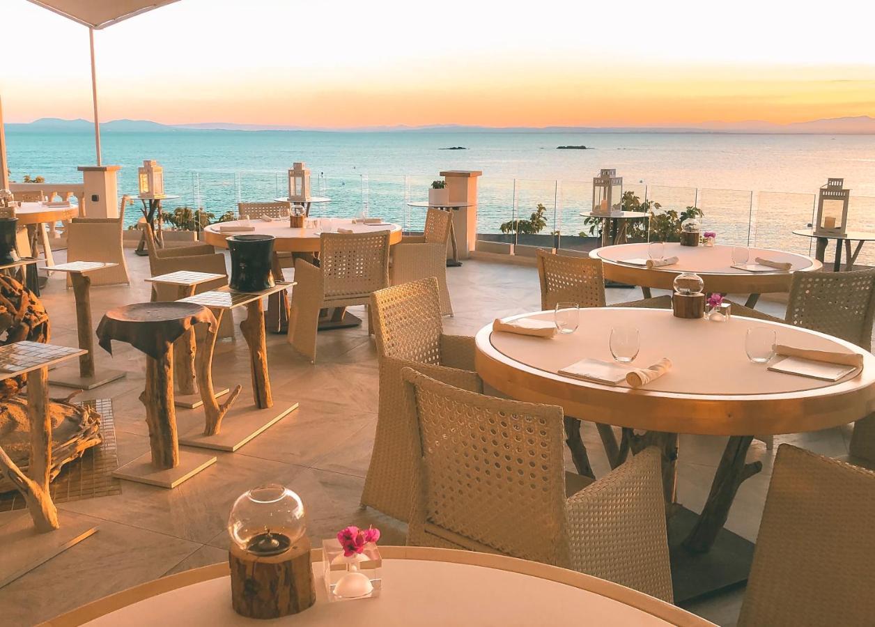 Hotel Vistabella Roses Bagian luar foto
