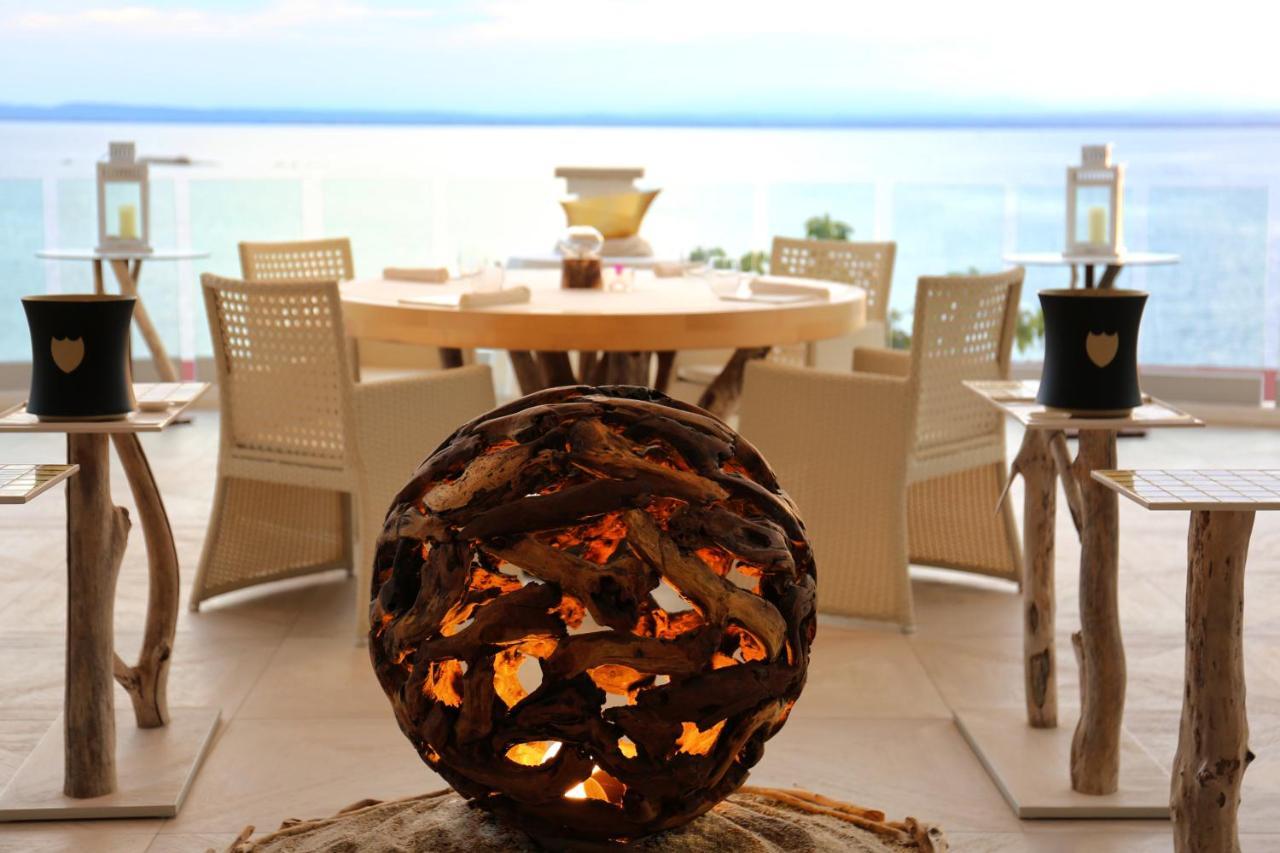 Hotel Vistabella Roses Bagian luar foto